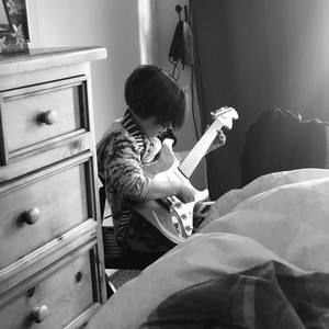 Meet your Posher, Tom